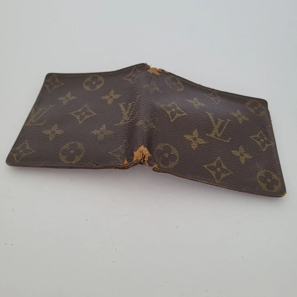 Louis Vuitton Monogram Bifold Wallet Brown Coated Canvas Coin Pocket Vintage